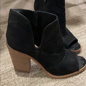 Vince Camuto booties